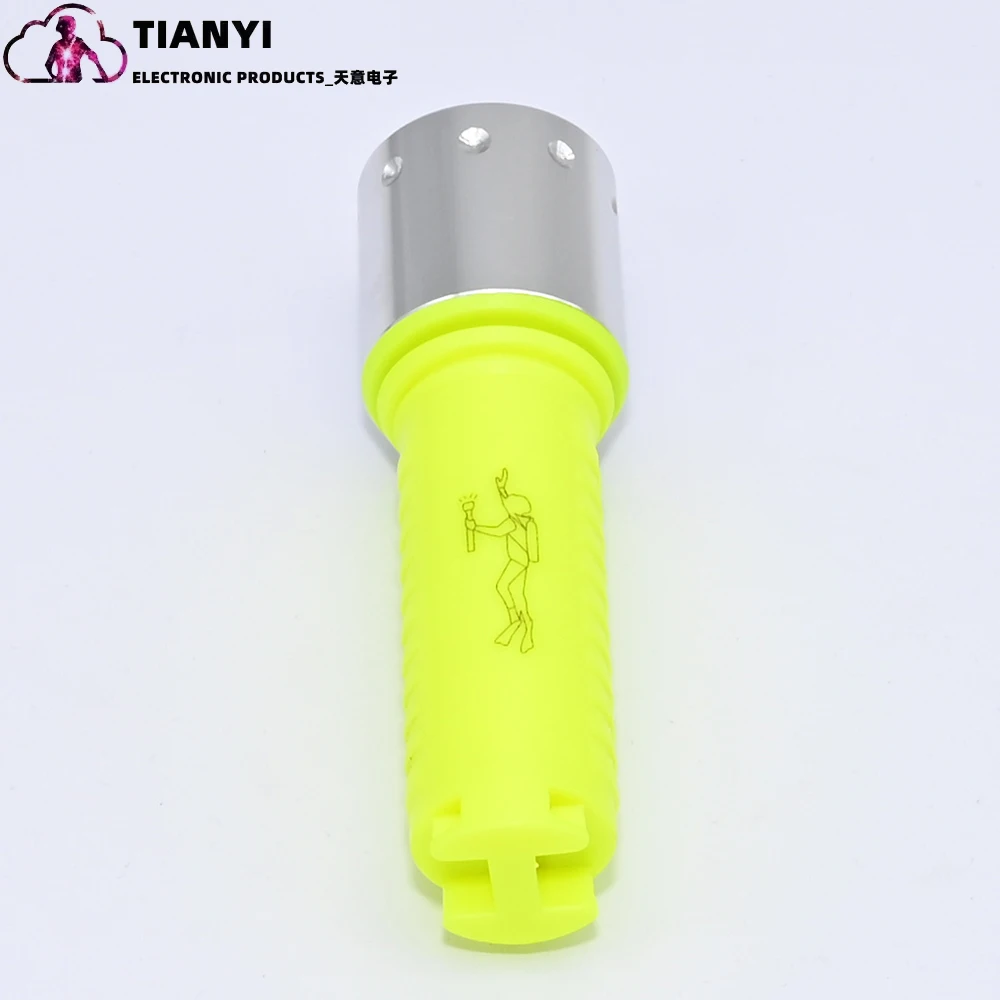 Diving Flashlight 1100 Lumen Waterproof Underwater Torch For Scuba_voghion.com