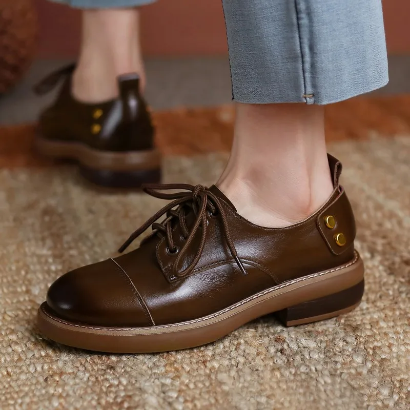 

Women Cow Leather Single Shoes Retro Loafers Mid Chunky Heel Round Toe Lace Up Rivet Splice Ladies Shoes Office Female Shoes New