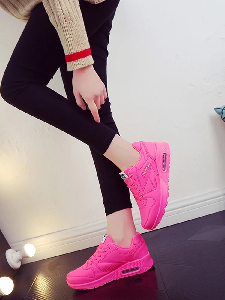 بو الجلود أحذية المشي في الهواء الطلق للنساء ، أحذ...