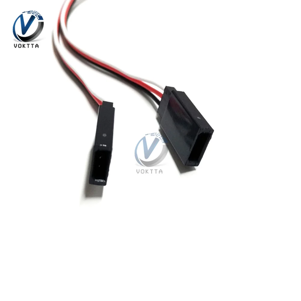 Câble d'extension en Y pour drone RC de 30cm, câble noir flexible sur fond clair.