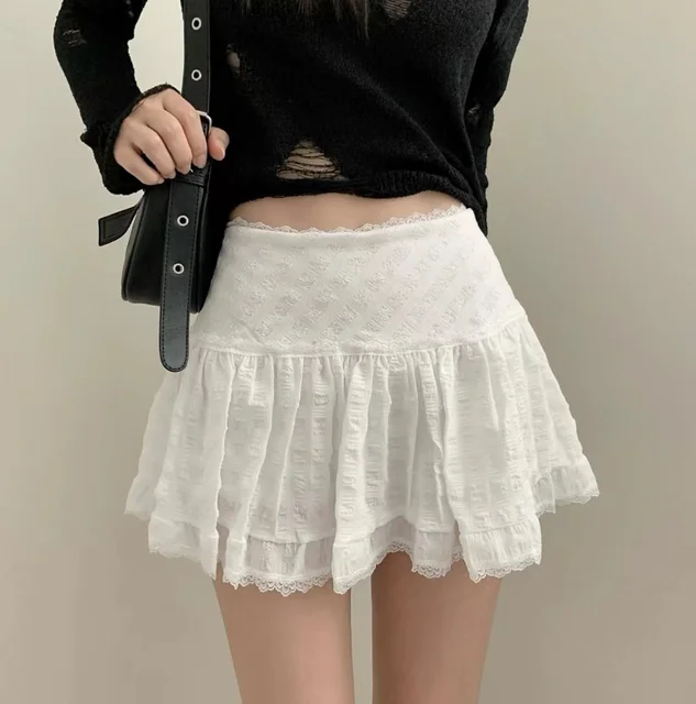 Y2K Low Rise Mini Skirt Tiered Ruffled Lace Trim White Short Skirt Summer Women Teen-Girl Feminine Barbiecore Outfit