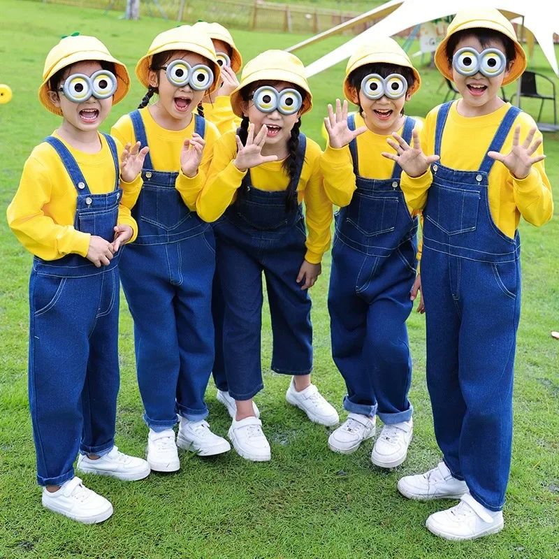 Costumeteers Libro Marionetta Unicorno Minion Cattivissimo Me - Replica Oggetto Di Scena Gru, 18.5x13.5cm, 10 Pagine