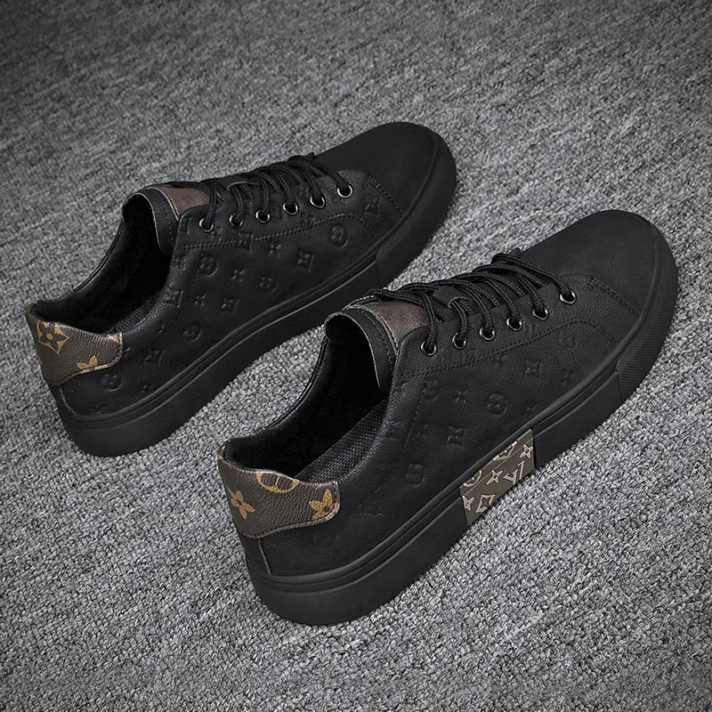 

Korean Fashion New Men's Sports Shoes Casual and Versatile Flat-soled Breathable Non-slip Comfortable Men's Vulcanized Shoes