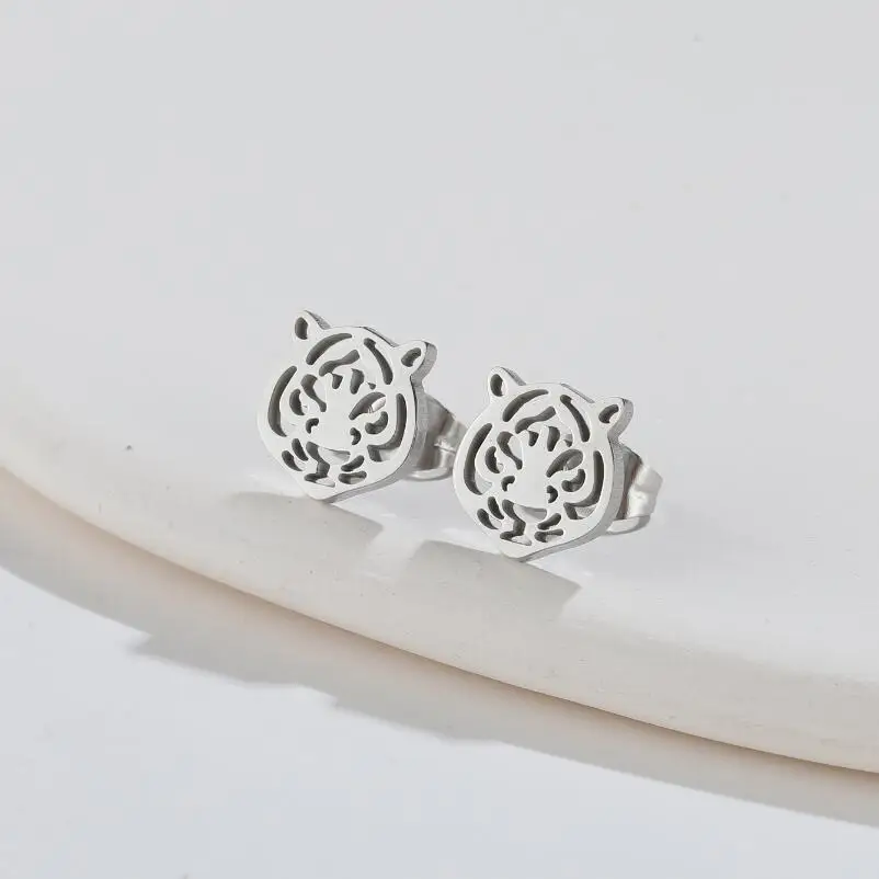 Punk Tier Tiger Kopf Ohrringe Für Männer Hypoallergen Edelstahl Ohr Piercing Männlichen Ohrring Tragus Schmuck Brinco Masculino – Detail 6