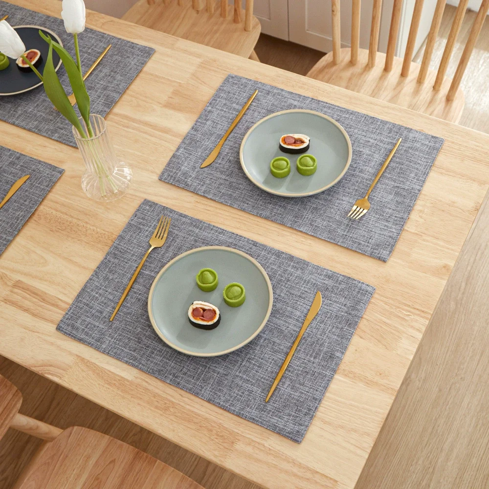 Set of 4 Dual-Layered Faux Linen Heat Resistant Placemats