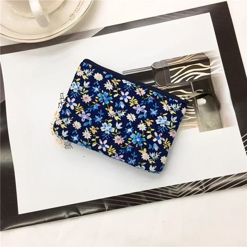 Canvas Flower Coin Purse size