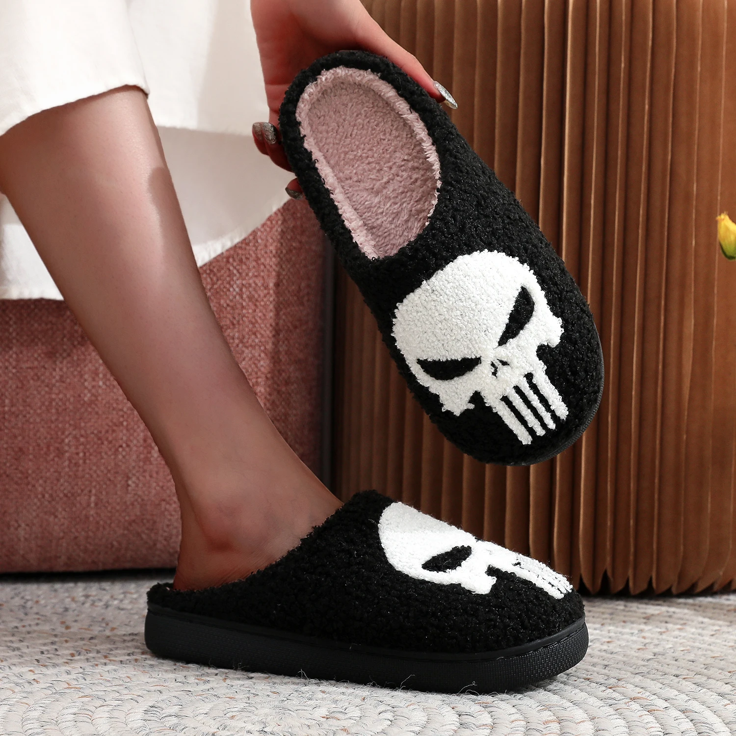 Punisher Skull Pattern fashion Embroidery stuffed Home Platform Cozy Fur Cotton Slippers Personality Warm Non-slip Indoor Slippers Men Women Can Wear Halloween Christmas Gift 6