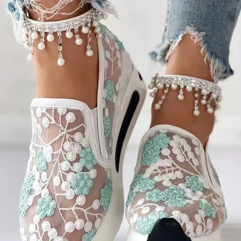2024 여성용 꽃 자수 메쉬 스니커즈, 캐주얼 슬립온, 편안한 굽 신발 