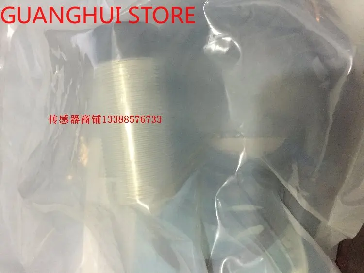 

Proximity switch E2A-M30KN20-WP-B1 E2A-M30KN20-WP-B2