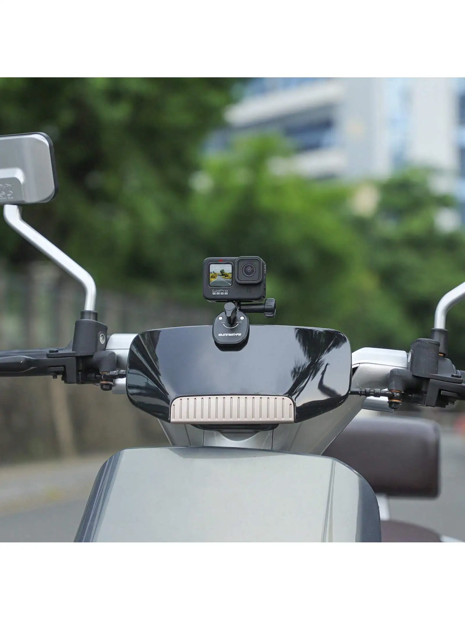 Potente staffa per action camera CNC per GoPro/Insta360 compatibile con motocicli Adventure e biciclette sportive - immagine 6
