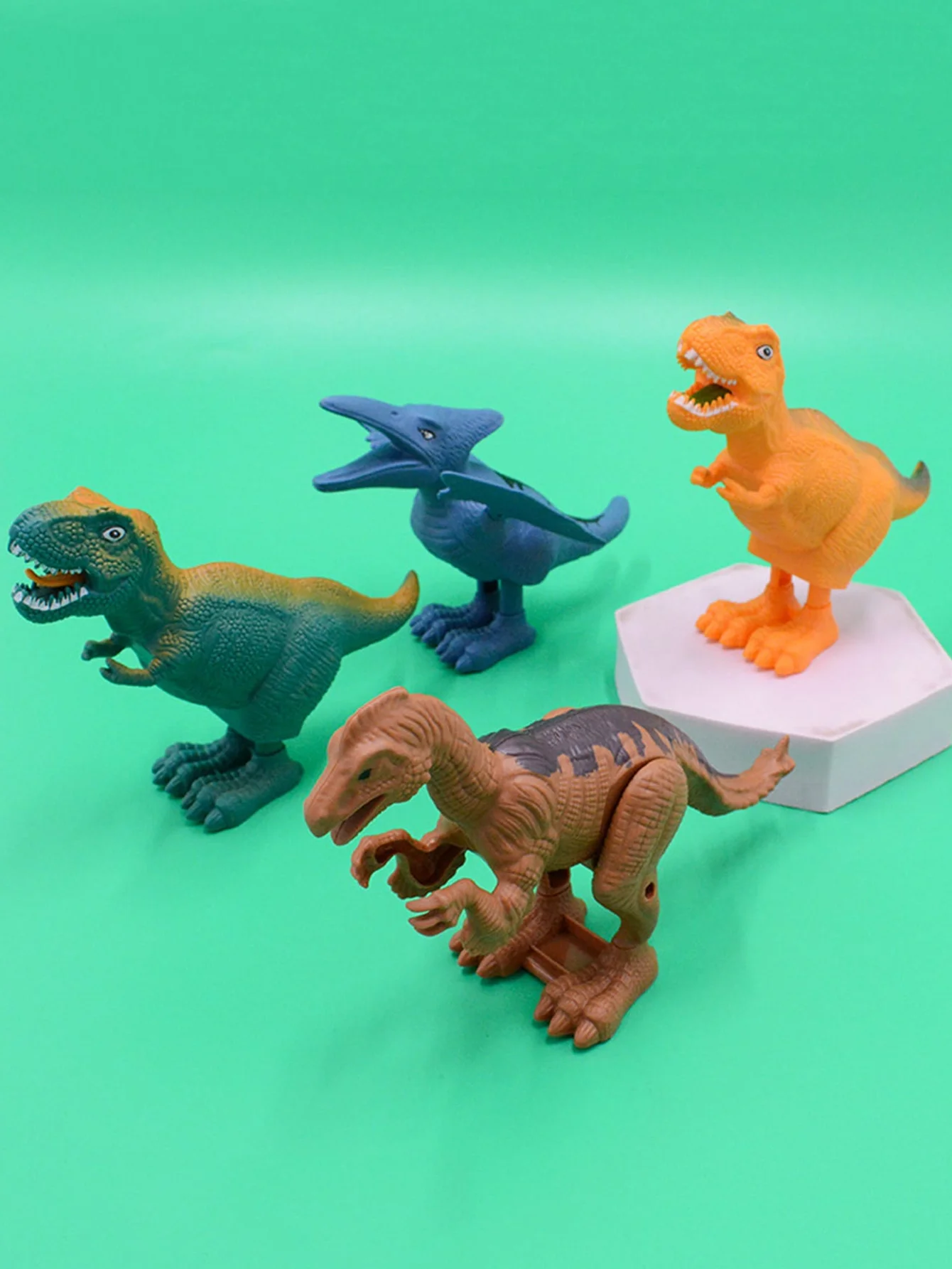 1pc-Cute dinosaur toy, winding toy, suitable for teasing cats and dogs, interactive game - random color