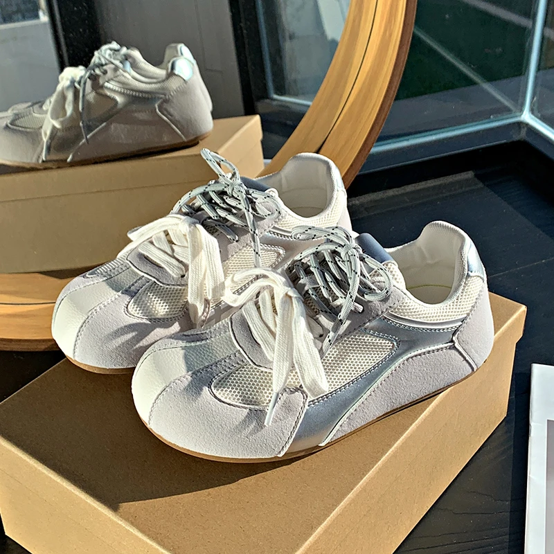Women's Sports Shoes  Spring and Autumn Fashionable Genuine Leather Breathable Women's Vulcanized Shoes Luxury Designer 2