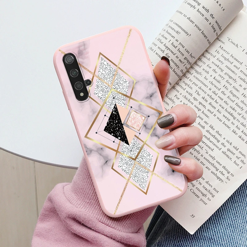 Elegant Marble Pattern Silicone Phone Case – Soft Protective Cover