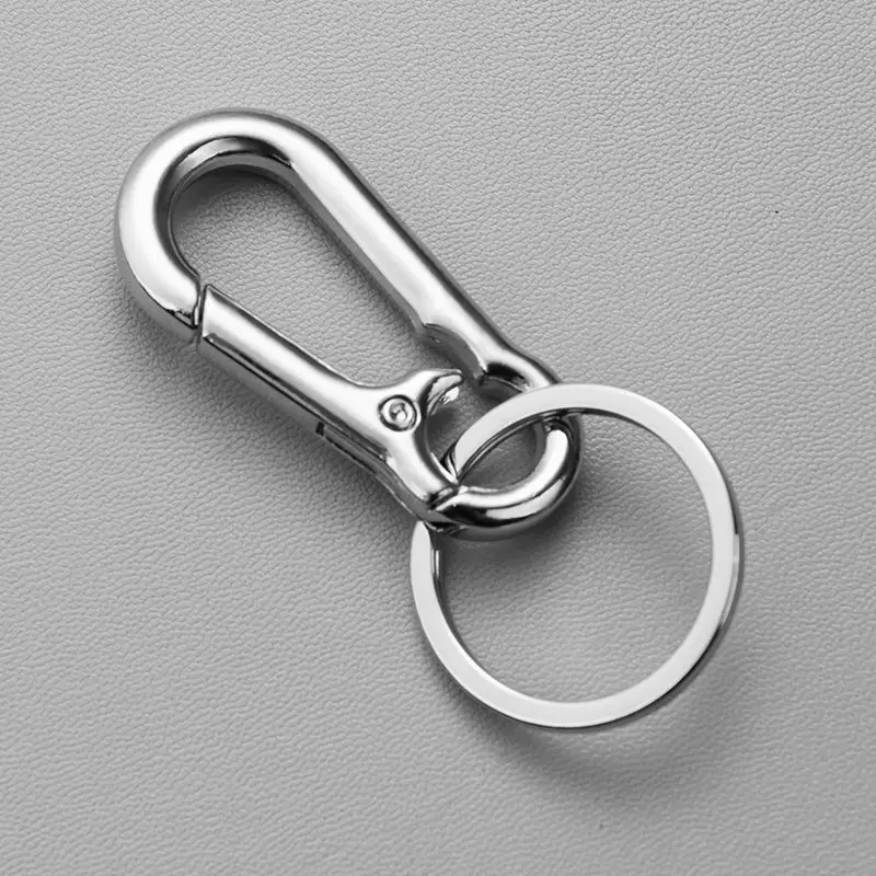Versatile Keychain Buckle with Secure Clip for Effortless Access to Keys