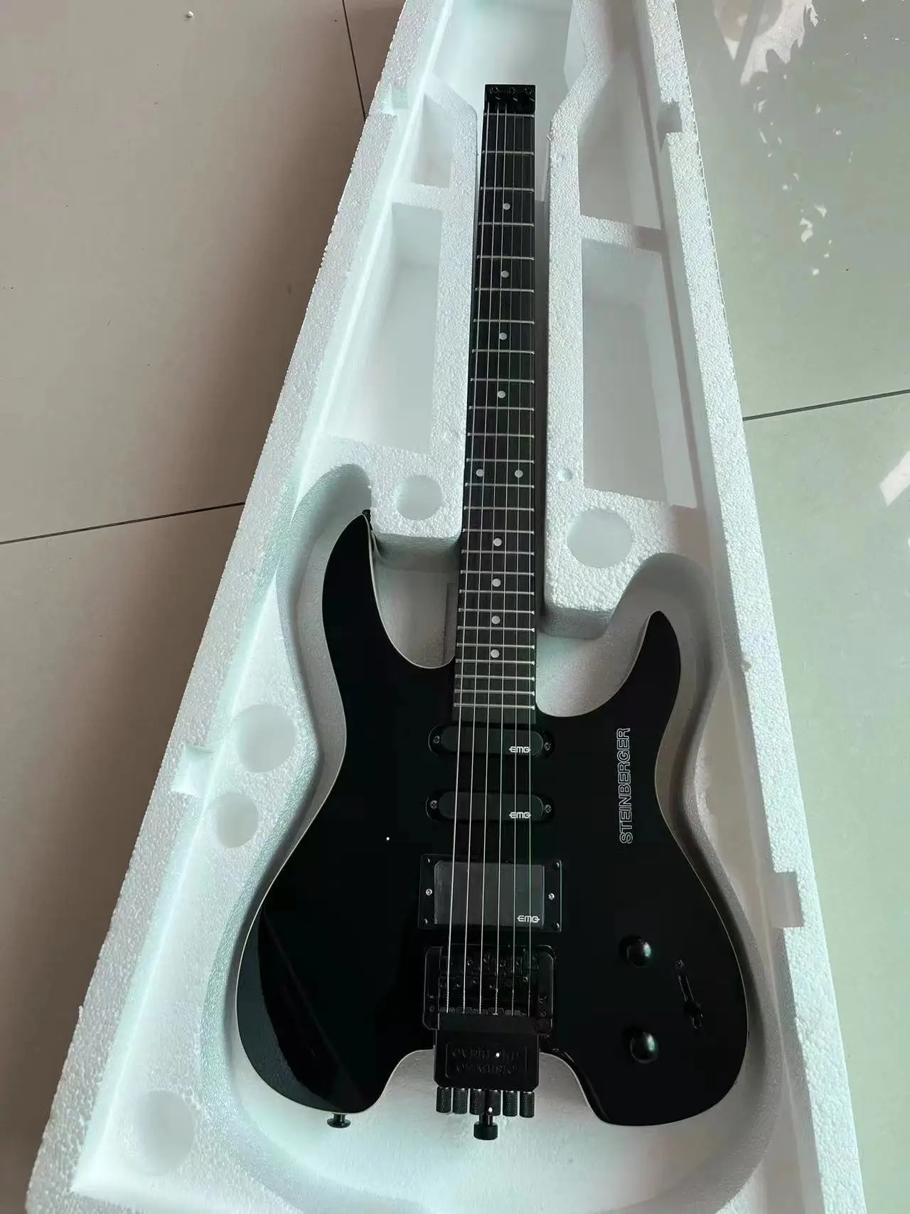 Steinberger 헤드리스 일렉트릭 기타, 마호가니 바디, 로즈우드 프렛보드, 흰색, 6 스트링 기타  Best5