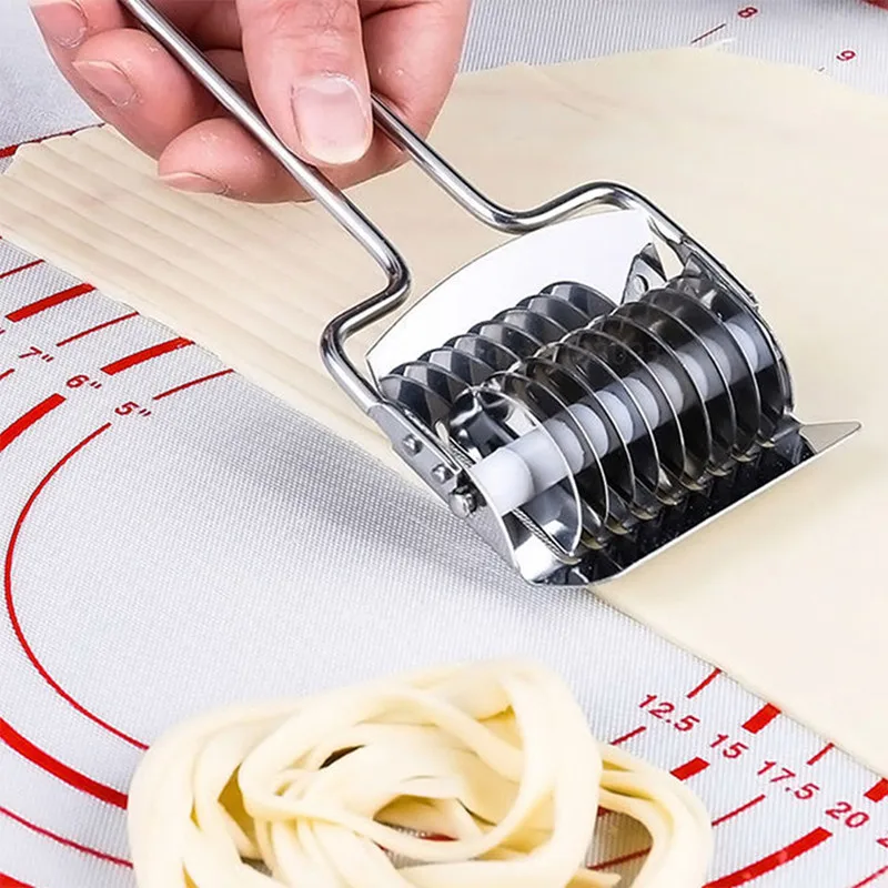Kitchen Dough Noodle Cutter Stainless Steel Multifunction Vegetables Handmade Pasta Tools Cutter Kitchen Gadgets