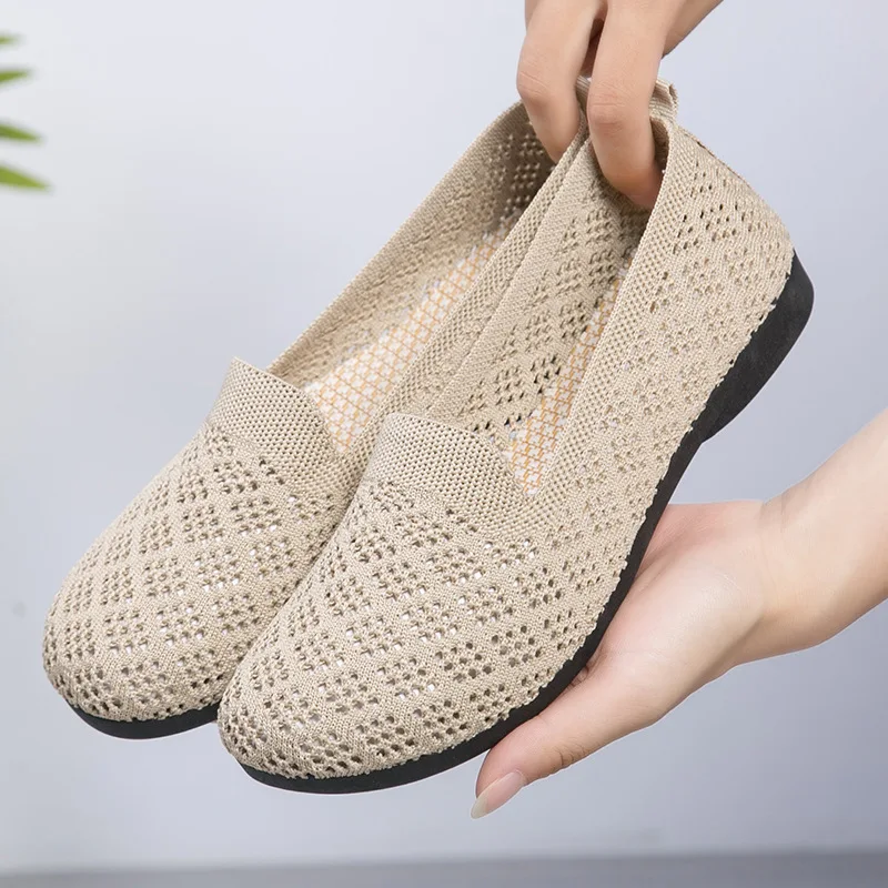 2024 Old Beijing Cloth Shoes Women's Summer Hollow Fabric Upper Soft Sole Fashion Casual Shallow Top Single Shoes