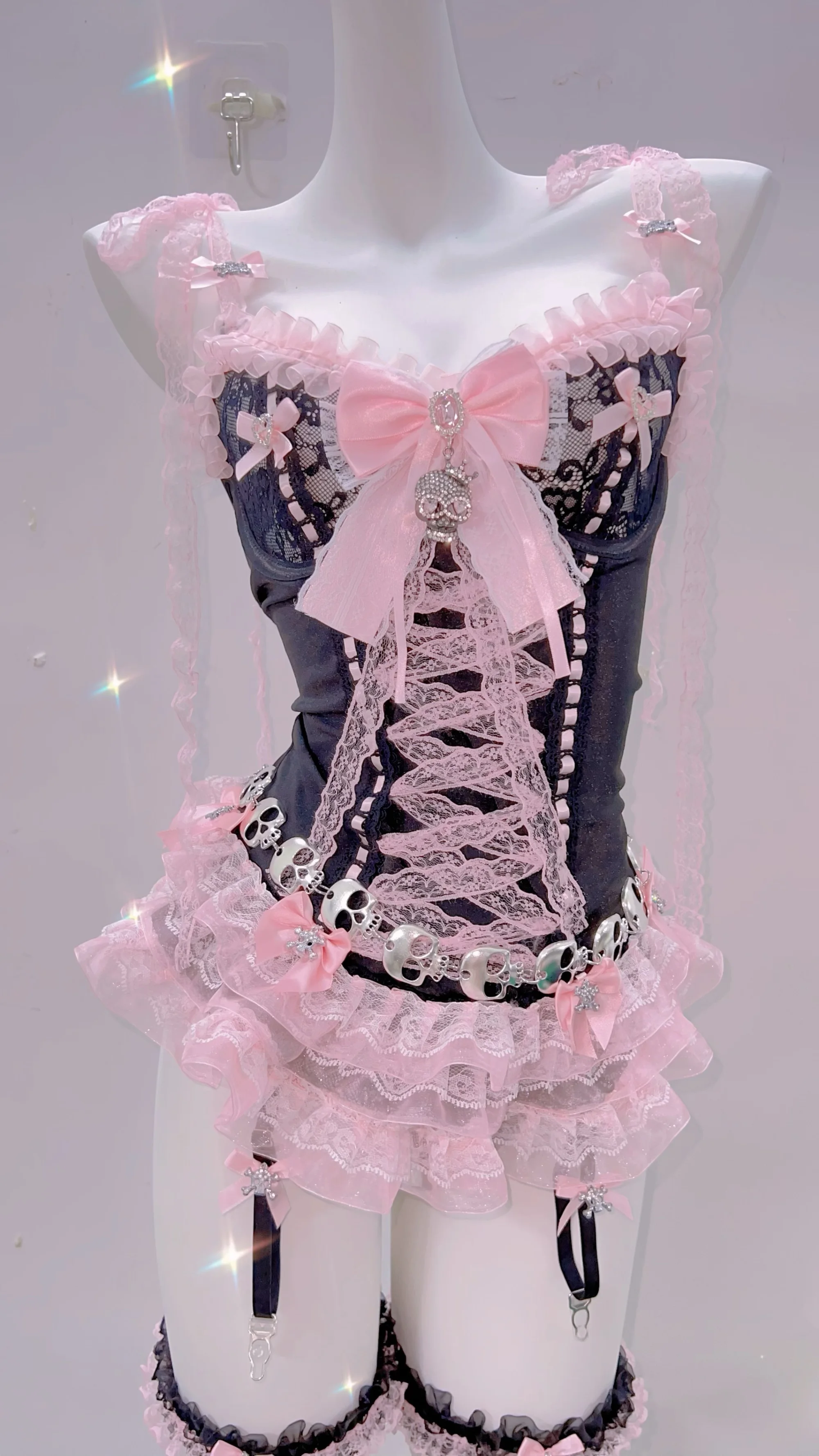 Frilly Lace Bustier Top 4