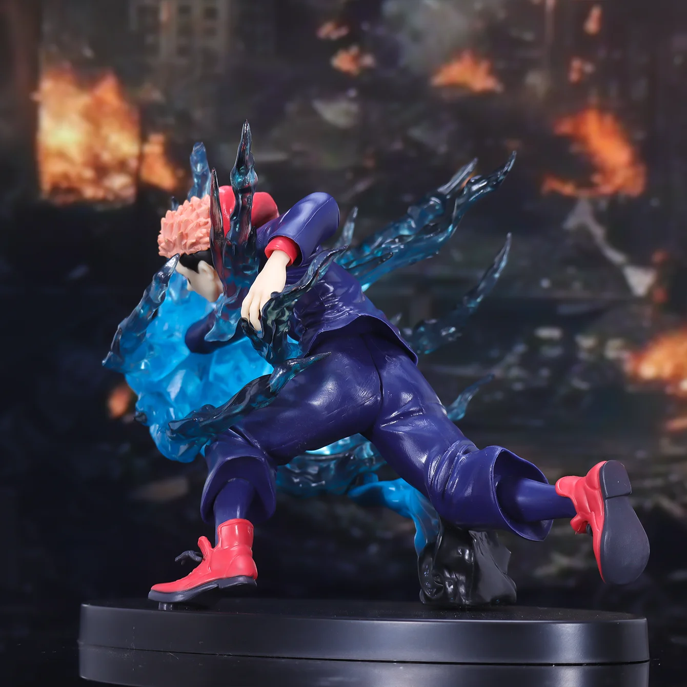 Hot-Blooded Anime Character Statue - Premium Collectible Desktop Ornament & Gift