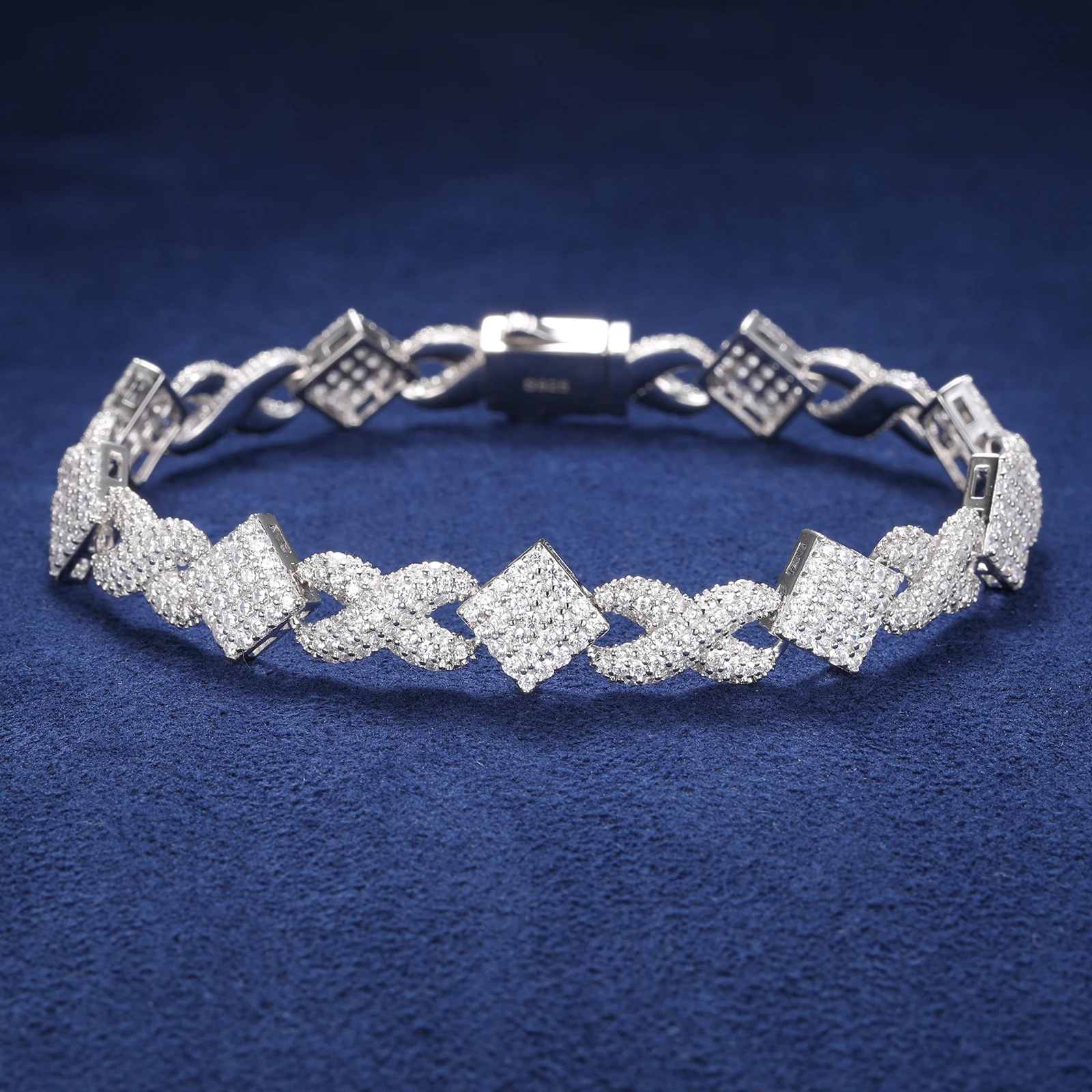 Fashion 925 Sterling Silver Hip Hop Jewelry 11mm VVS Moissanite Iced Out Rhombus Infinity Cuban Link Chain Bracelet