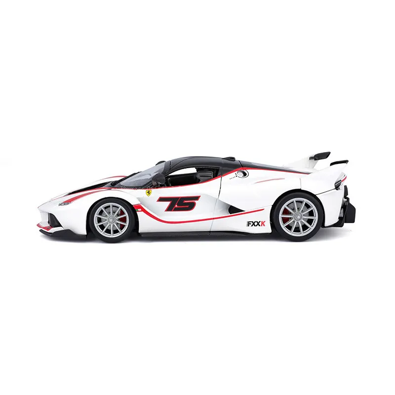 Bburago Ferrari FXX & Roma 1/24セット2個セット Bburago Ferrari FXX & Roma 1/24セット2個セット - メルカリ