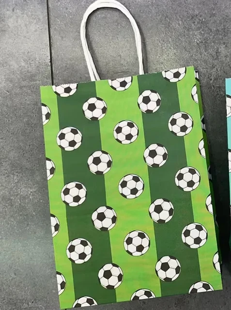 Regali di caramelle a tema calcio sacchetti di carta biscotti di compleanno  di calcio sacchetti di imballaggio regalo per bambini compleanno sport  Party Decor Goodie Bag - AliExpress