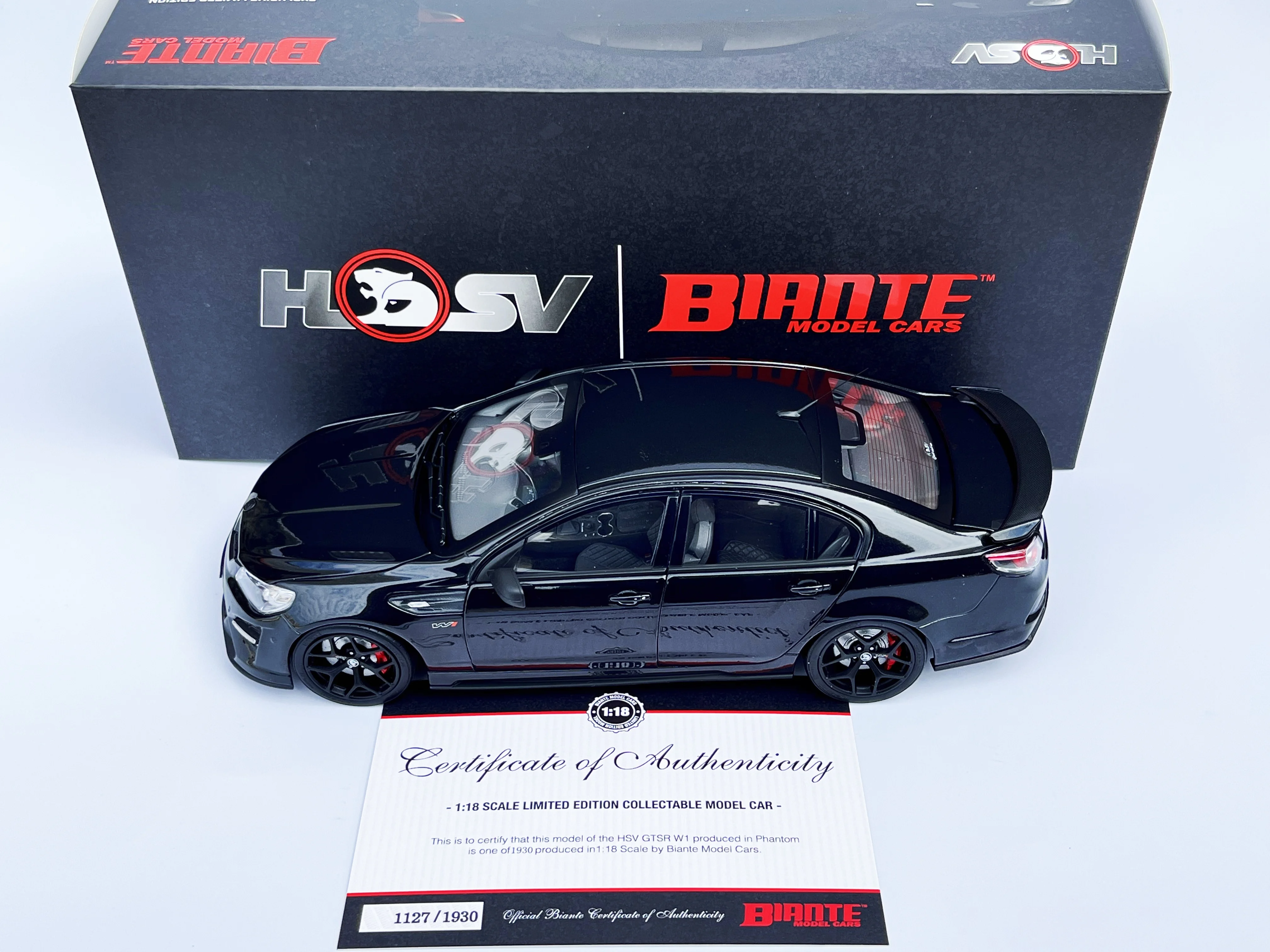 

Biante 1:18 Scale Diecast Alloy Holden HSV GT Cars Toys Model Classics Nostalgia Adult Collection Souvenir Gifts Static Display