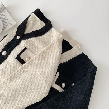 سترة نسائية متماسكة جديدة فضفاضة بأكمام طويلة على الموضة الكورية من AOSSVIAO سترة خارجية لخريف وشتاء 2025 2