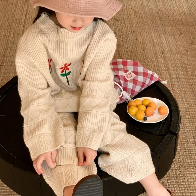 

New Children Suit Girls Long-sleeved Trousers Two-piece Sets Children Flower Pattern Knitted Sweater Set Autumn & Winter