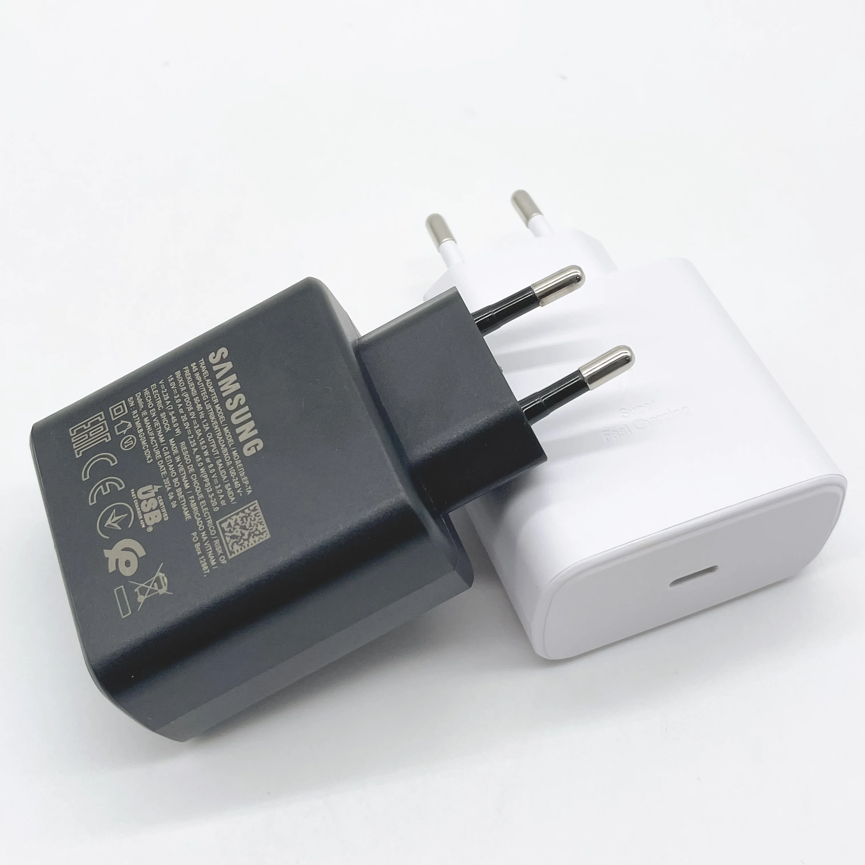 Samsung 45W Super Fast Charging Phone Charger with 5A Cable