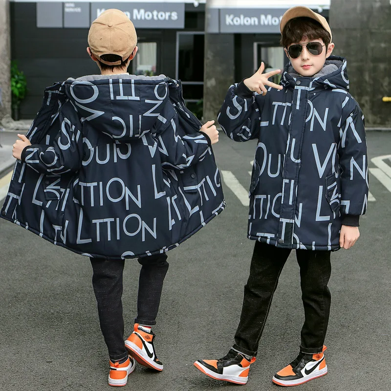 ���� �ܿ� ���� ��ũ �β��� ��Ŷ ��Ʈ ��ư �е� �÷��� �Ȱ�, ��ǳ ��� �м� ���� ���� ����극��Ŀ