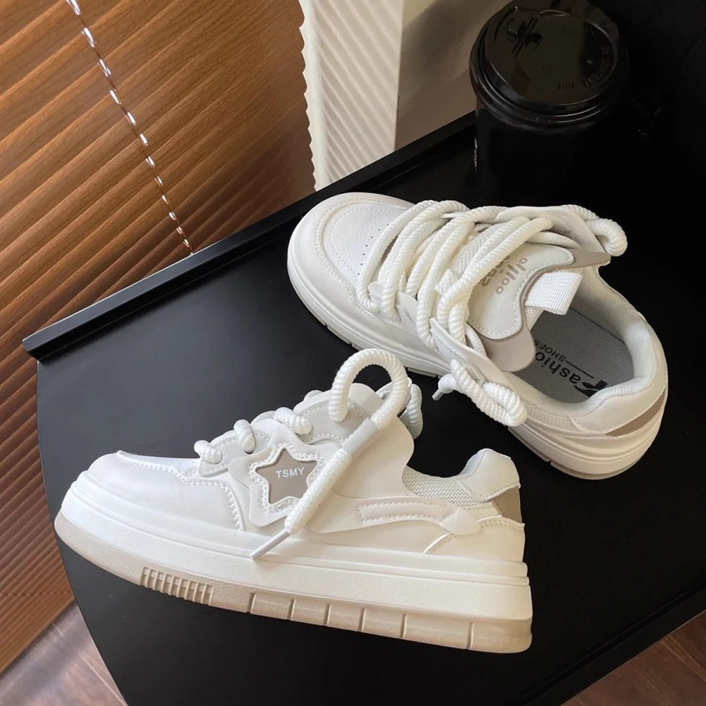 Star Walking Sneakers Y2K Platform Shoes Thick Sole Comfortable Running Shoes Aesthetic Tennis for Walking Jogging