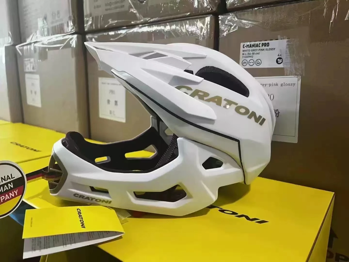 GermanCratoniKatonifullhelmetchildrensbalancebikeridinghelmet