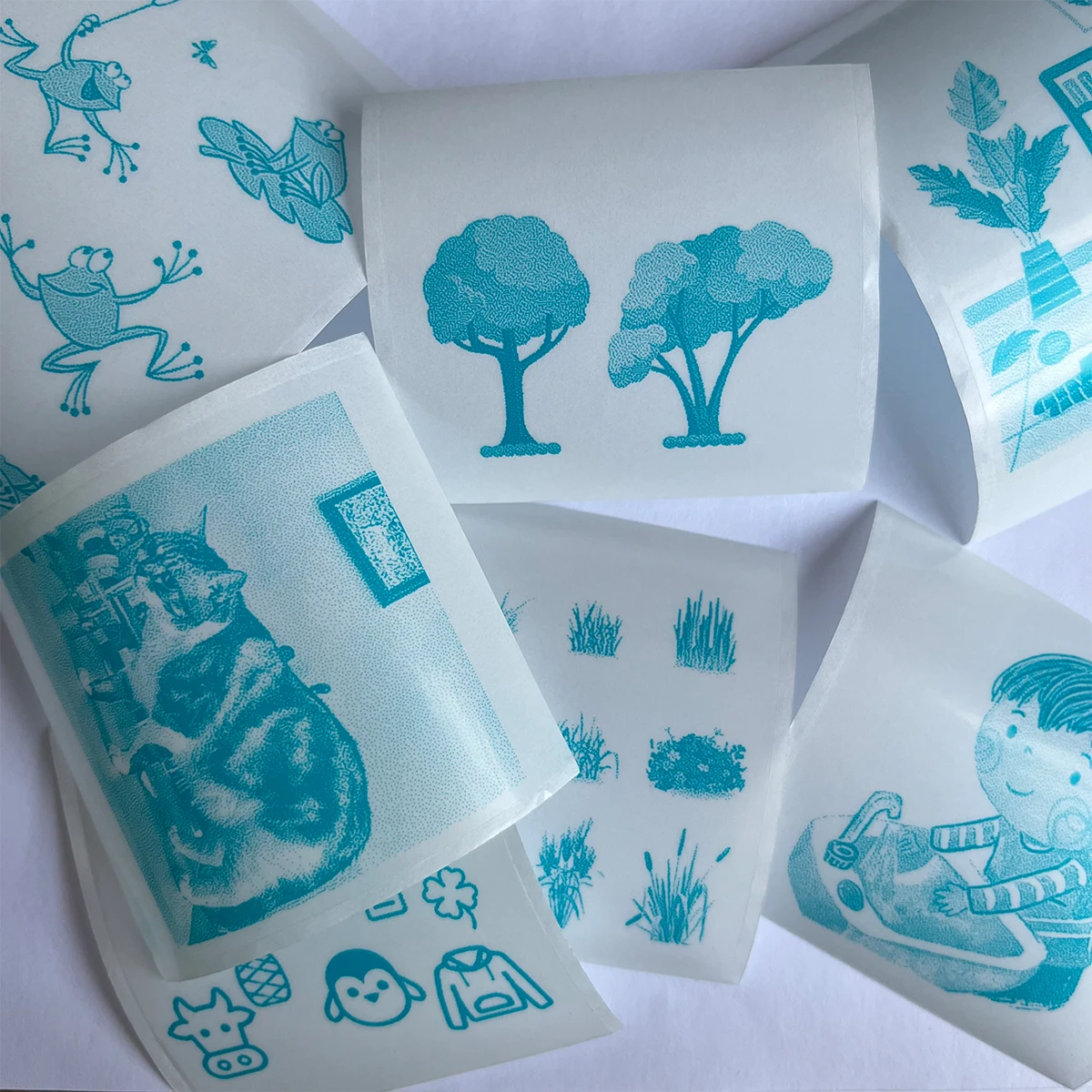 Transparent Self-Adhesive Thermal for Mini Portable Printers Even with Camera Light Surface Thermal Printing Paper, 57mm X 25mm