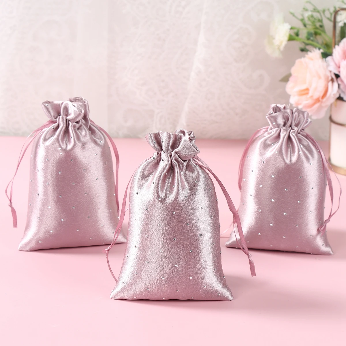 100 Sacchettini Regalini Compleanno Per Bambini – Bustine Trasparenti Per Confetti Con Fascette Oro, 27x12,5 Cm, Motivi Stelle E Arcobaleno - 3
