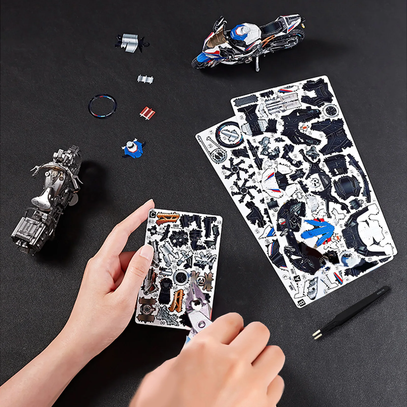 IRON STAR 3D Metal Puzzle Captain America WLA1942 motorcycle Collection Model Kits DIY Assemble Jigsaw Toys for Adults 6