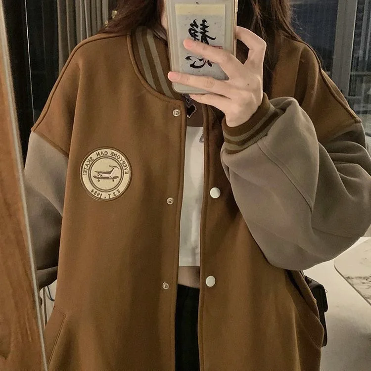 Lazy Style Baseball Jacket for Women in Autumn and Winter, Plush and Thickened Fashion Retro Loose Fitting  Jacket 4
