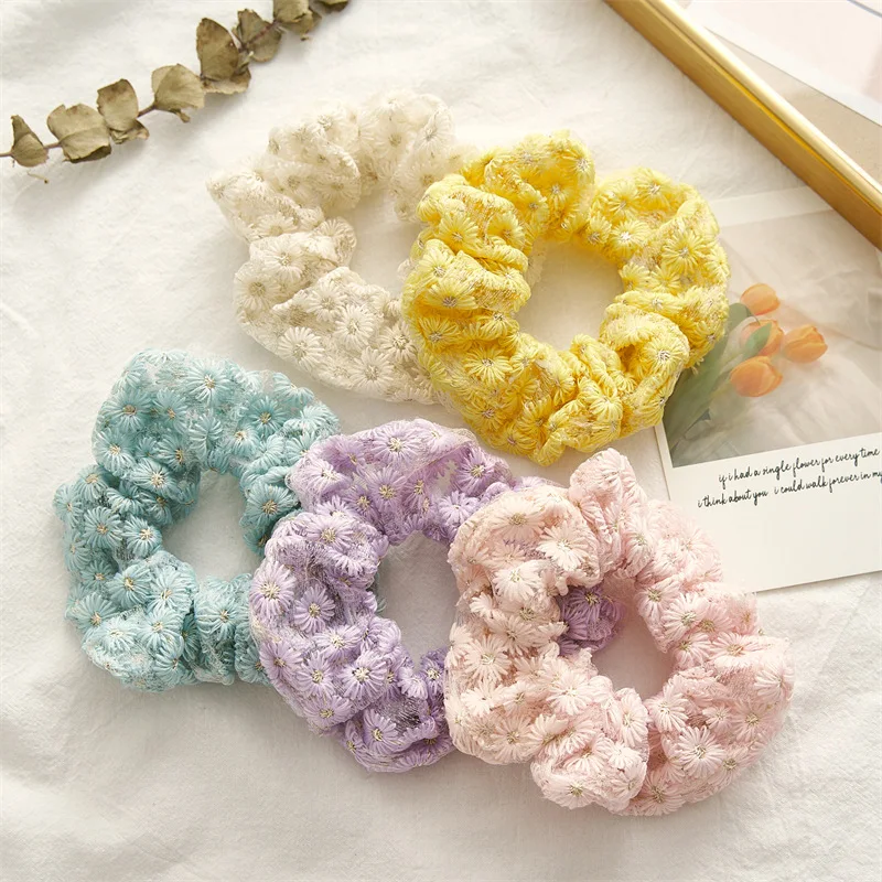 

Wholesale Fashion Sweet Korean Style Hair Accessories Vintage Daisy Lace Fabric Knit Flower Elastic Hair Scrunchies For Women