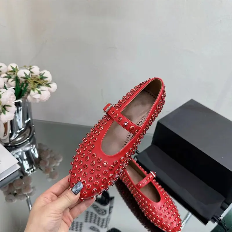 

Women's new rivet rhinestone flat bottomed ballet with buckle, comfortable and versatile Mary Jane single shoes