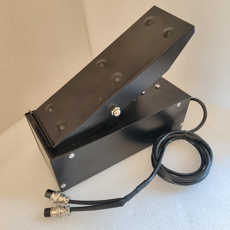 Foot Pedal Amp Control Pedal Compatible with ACDC 200P AC/DC and other machines with 2pin 3pin torch controls TIG Welding