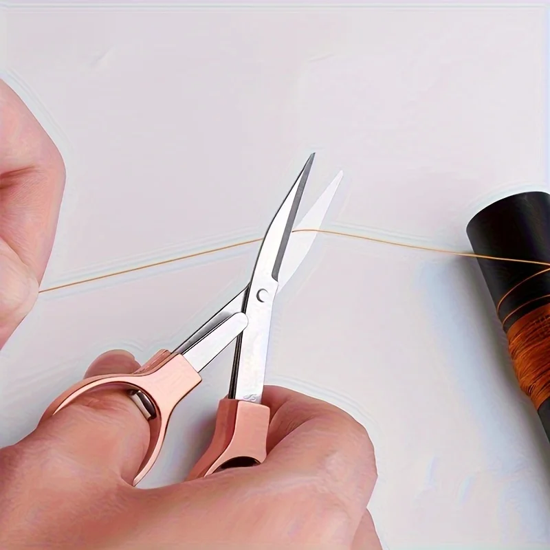 Folding Scissors Image 8