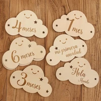 8pc/set Wooden Baby Milestone Card Newborn Cute Cloud Shape Photography Props Accessories Monthly Card Sticker Newborn Gift 2
