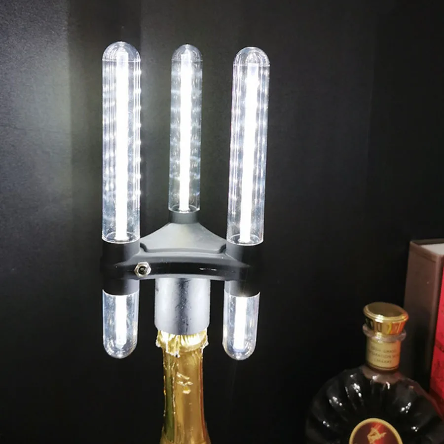 

Rechargeable LED VIP Bottle Service Sparklers Light Three Head Bottle Service Glowing Flash Stick Champagne Topper Strobe Baton