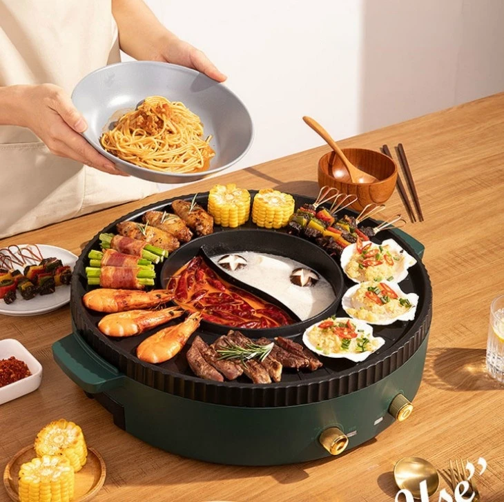 VEVOR 2 in 1 Electric BBQ Pan Grill Hot Pot Portable Hot Pot BBQ Grill 2200W