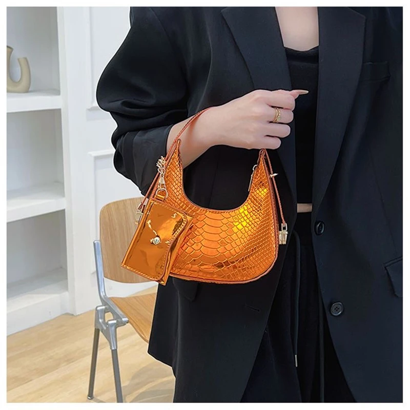 

Retro Serpentine Pattern Small Shoulder Bags for Women 2023 Casual PU Leather Underarm Bag Female Trendy Handbags Bolsa Feminina