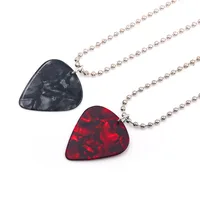 Collier de médiator de guitare, pendentif en forme de cœur et de rubis, chaîne de clavicule Eddie Munson, Punk étrange, choses d'horreur, ras du cou, bijoux Cospaly, cadeaux 1