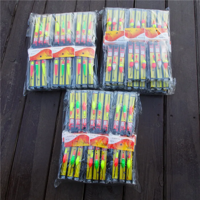 Lot De 8 Leurres Pêche – Mini Flotteurs Plongée – Hameçons Et Attache – Neuf
