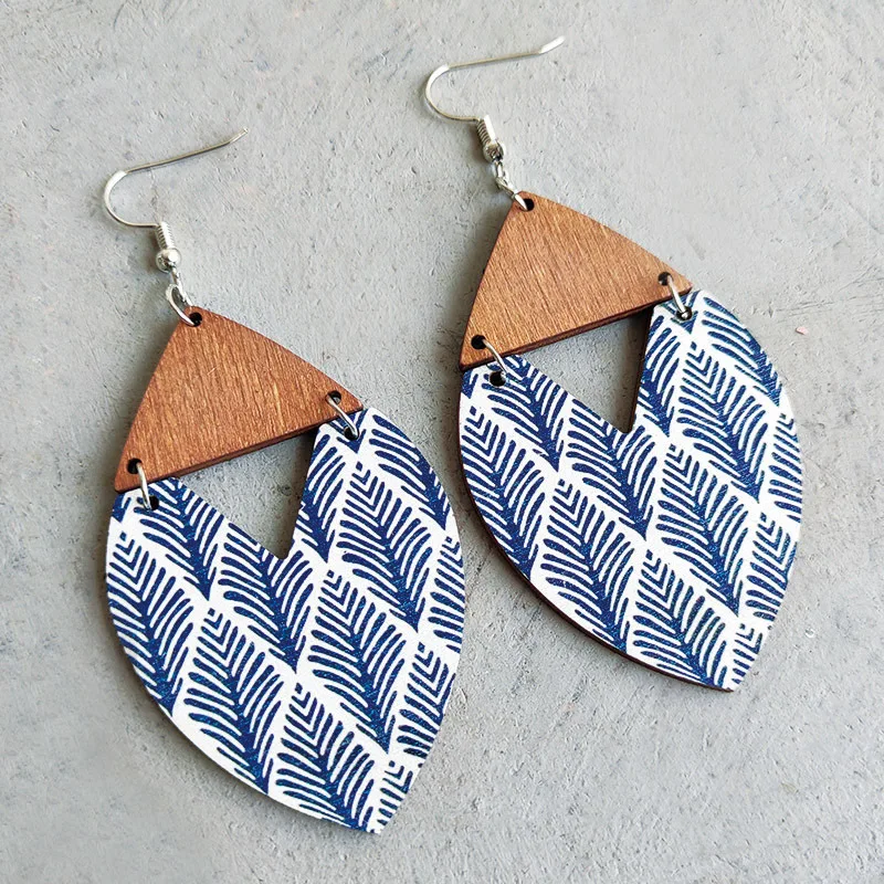 Geometric Triangle Wooden Leaf Pattern Ethnic Earrings for Women Vintage Bohemian Southwest Wood Earrings Jewelry Wholesale