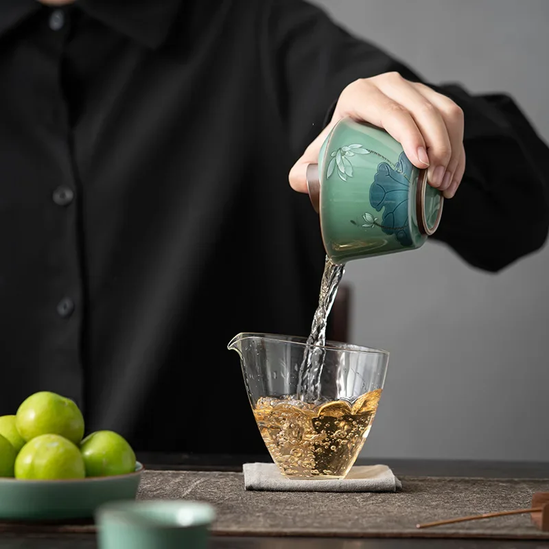 Lucky Celadon Vintage Lotus Butterfly Tureen Gaiwan Small Size Tea Brewing Bowl with Kettle Support Celadon Hand Drawn Goldfish