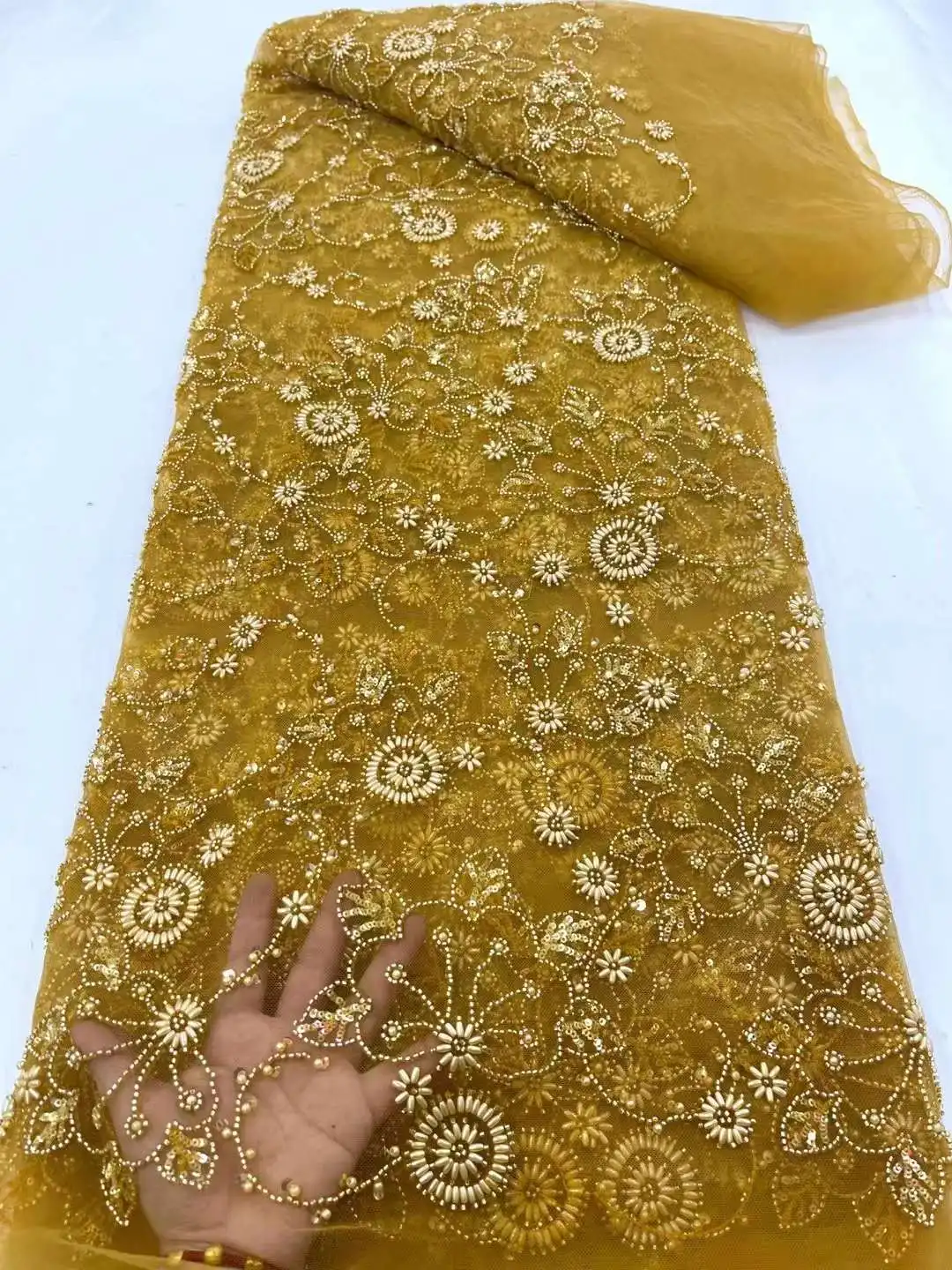 

Pretty Stones Crystal Sequins Embroidery French tulle net African Sequins Fabric lace For Party Ladies's Dress Design Weddings